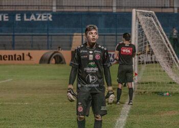 Jaílson, goleiro do 4 de Julho testa positivo para Covid-19