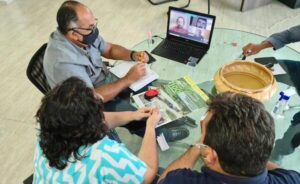 Fonte: Divulgação.: Reunião entre secretários, prefeita Jôve Oliveira e representante da Equatorial, Valdir.
