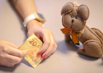 Saque do auxílio emergencial 2021 volta a ser liberado nesta terça