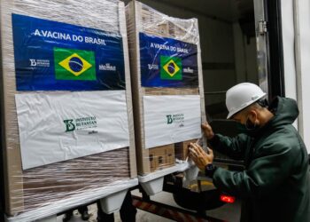 Butantan retoma entregas e libera 800 mil doses da CoronaVac