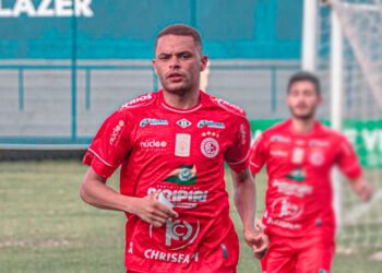 Sem novo acordo com 4 de Julho, meia Esquerdinha se despede do clube colorado: “Dever cumprido”