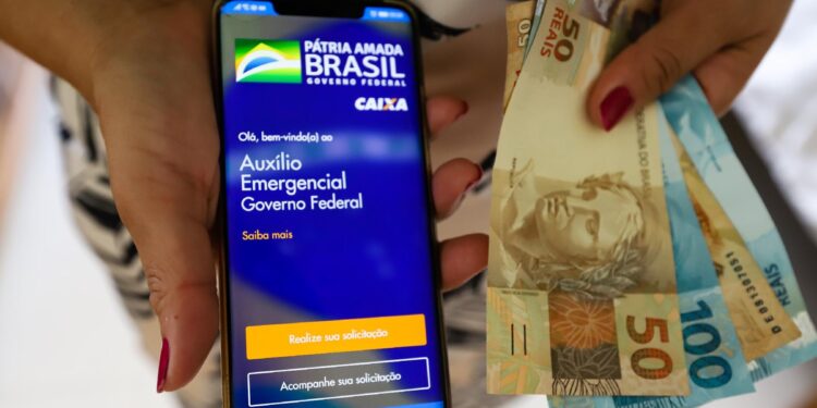 Auxílio será prorrogado por mais 2 meses e pode ser estendido