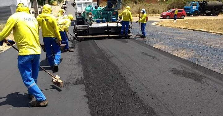 Prefeita Jôve Oliveira leva pavimentação asfáltica para o ‘Petecão’