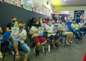 Piripiri adota projeto de robótica espacial para alunos da rede municipal