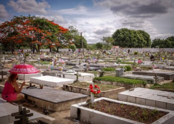 Milhares de piripirienses estiveram em visitação nos quatro cemitérios da cidade
