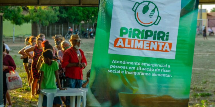 Piripiri Alimenta faz distribuição de sopas no Bairro Floresta