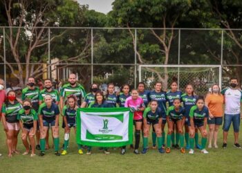 Jogo acirrado entre Fênix e Águia, marca a abertura da Super Copa de Futebol Feminino