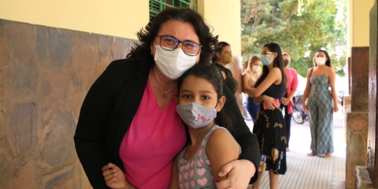 Centro Educativo Irmã Ângela e creche Roda Vida são reinaurados pela SEDUC Piripiri