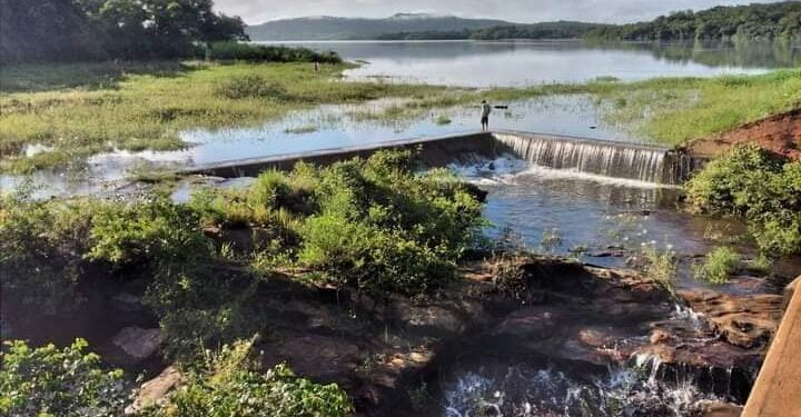 Piripiri registra mais de 300 mm de chuva em janeiro, fazendo o Açude Caldeirão atingir sua capacidade máxima