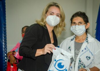 SESAM continua distribuição de óculos do Projeto Visão para Todos