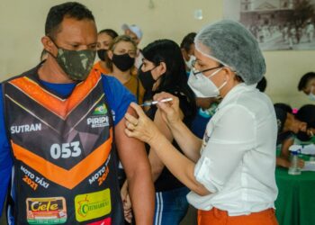 SESAM inicia vacinação de reforço da Janssen contra a covid-19