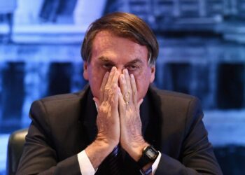 Republicanos intensifica pressão sobre Bolsonaro