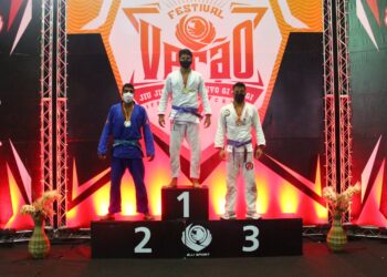 Eduardo Alves sagra-se campeão em duas categorias, no Festival Verão Jiu Jitsu Esportivo