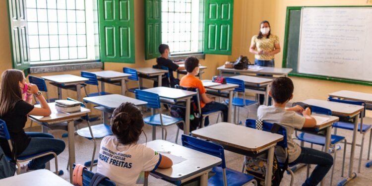 Rede Municipal de Educação de Piripiri reiniciou aulas de forma híbrida