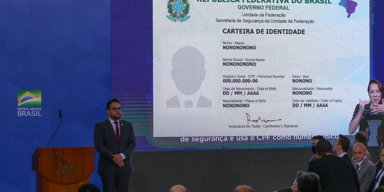 Governo lança documento de identificação nacional para substituir RG