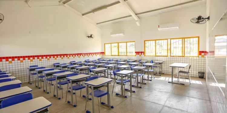 Piauí é o estado com menor evasão escolar na pandemia, diz FGV