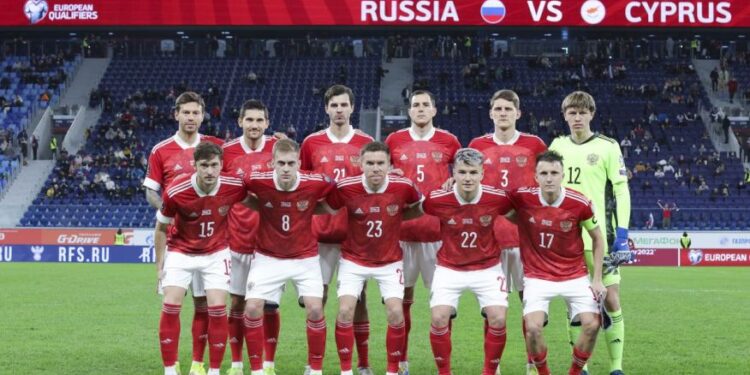 Fifa e Uefa suspendem times da Rússia por guerra na Ucrânia; seleção fica fora da Copa