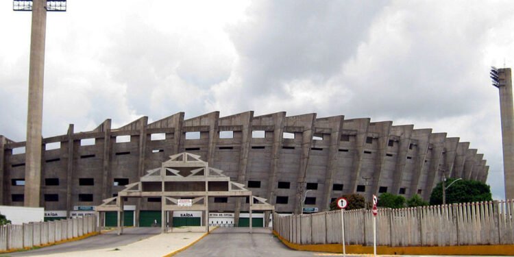 Albertão tem laudo que permite Flu-PI X Santos, mas ainda sem a presença de público