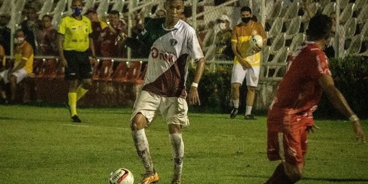 Empate com o Fluminense-PI manteve o 4 de Julho invicto no Campeonato Piauiense