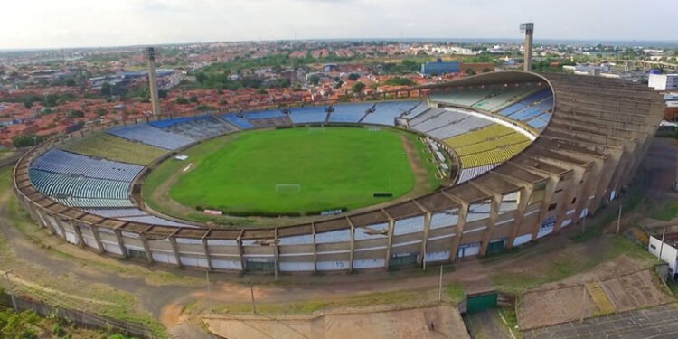 Altos x Flamengo: Albertão receberá 25 mil torcedores; ingressos podem custar até R$ 200