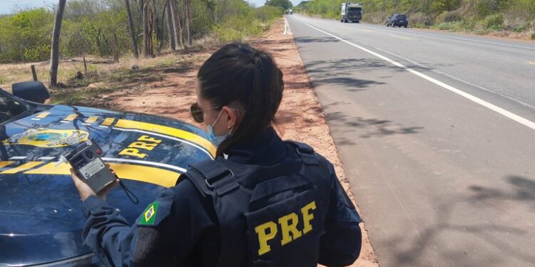 Operação Tiradentes 2022: PRF irá aumentar a fiscalização nas rodovias do Piauí