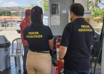 Procon divulga lista de postos de gasolina com irregularidades no Piauí; confira