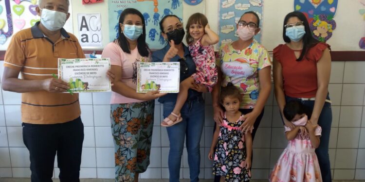 Secretária Tânia Marilda Monteiro visita Creche Pro Infância Romerito Escórcio