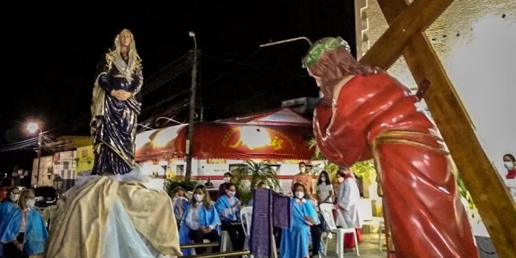 Procissão do Encontro de Maria com seu Filho Jesus é realizada pela primeira vez em Piripiri