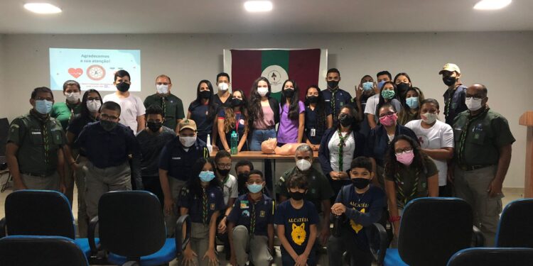 Grupo Erivaldo Sandro comemora Dia do Escoteiro com minicurso de Primeiros Socorros