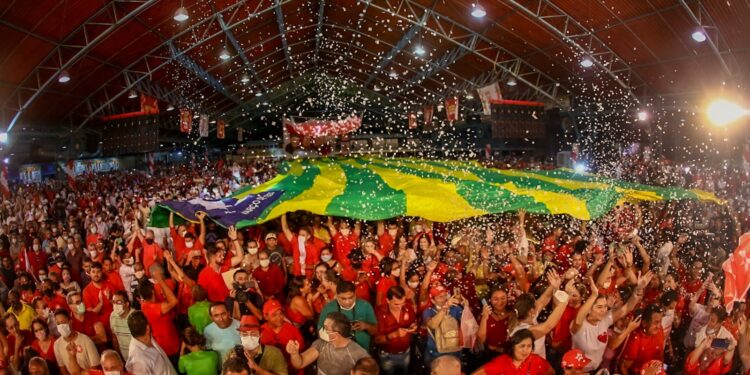 Rafael Fonteles e Wellington Dias lançam pré-candidatura para eleições 2022