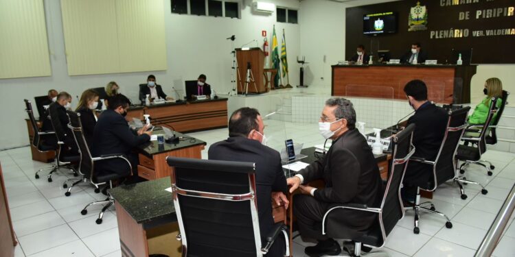Câmara de Vereadores de Piripiri altera dia e horário das sessões ordinárias