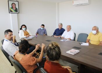 Prefeita recebe diretores do SENAC para tratar de qualificação profissional em Piripiri