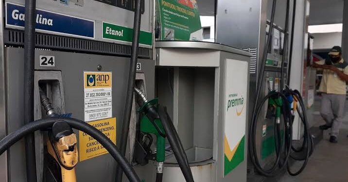 Petrobras aumenta em 8,87% preço do diesel