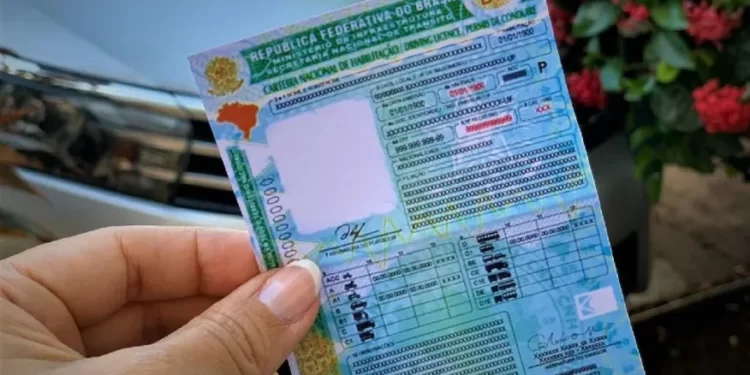 Nova CNH passa a ser emitida nesta quarta-feira (1º); veja o que muda