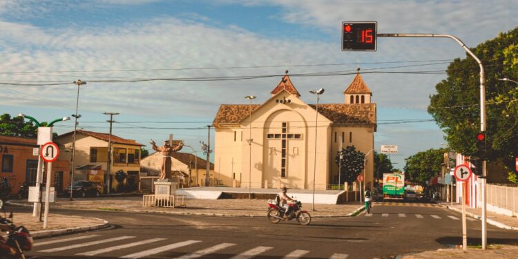 Superintendência de Trânsito de Piripiri inicia a instalação de semáforos digitais