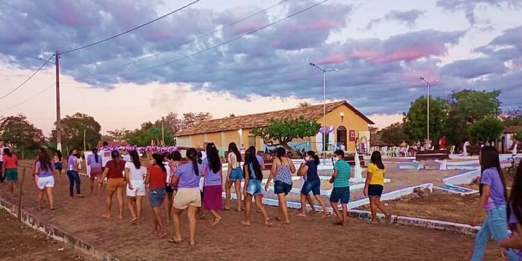 Teve início hoje(16), as festividades de Santa Ana e São Joaquim, na localidade Vertentes em Piripiri