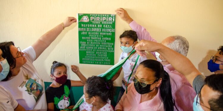 Prefeitura de Piripiri entrega novas instalações do CETI Maria de Lourdes Assunção