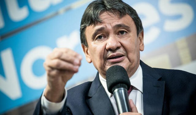 Coordenador da campanha de Lula projeta reajuste do salário mínimo acima da inflação