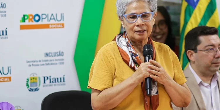 “É uma possibilidade”, diz Regina Sousa sobre indicação para vaga no TCE-PI