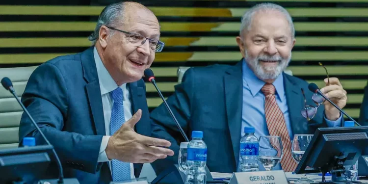 Lula e Geraldo Alckmin serão diplomados pelo TSE nesta segunda-feira (12)