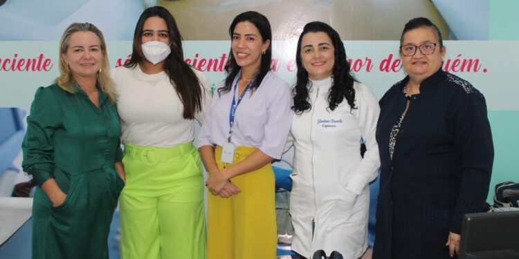 Centro de Saúde da Mulher de Piripiri recebe visita do COREN – PI