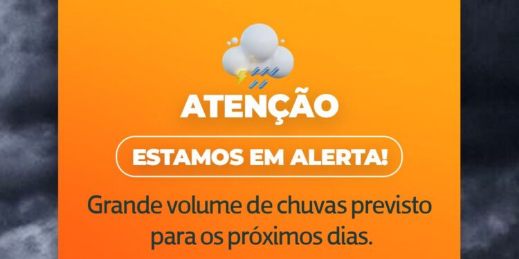 Devido às fortes chuvas em Piripiri a prefeitura divulga telefones de emergência