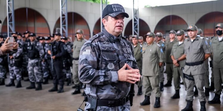 Governador Rafael Fonteles sanciona leis com mudanças nas polícias Militar e Civil do Piauí