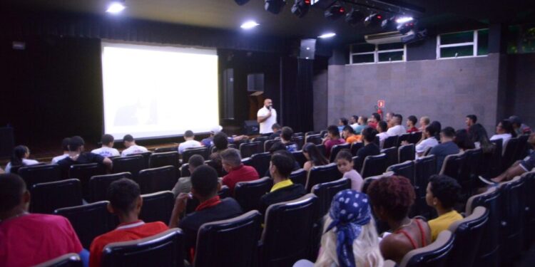 Prefeitura de Piripiri promove 1ª Escuta Pública da Lei Paulo Gustavo