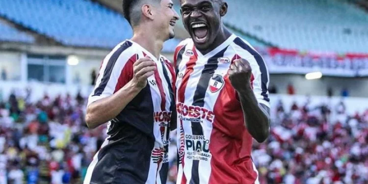 Com direito a golaço, River vence o Picos na abertura do Piauiense