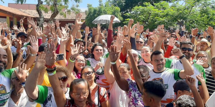 Festival do Trabalhador de Piripiri tem início com passeio ciclístico, música ao vivo e sorteio de prêmios