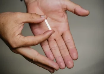 Entenda os motivos que levaram a Anvisa a proibir a venda e a propaganda dos ‘chips da beleza