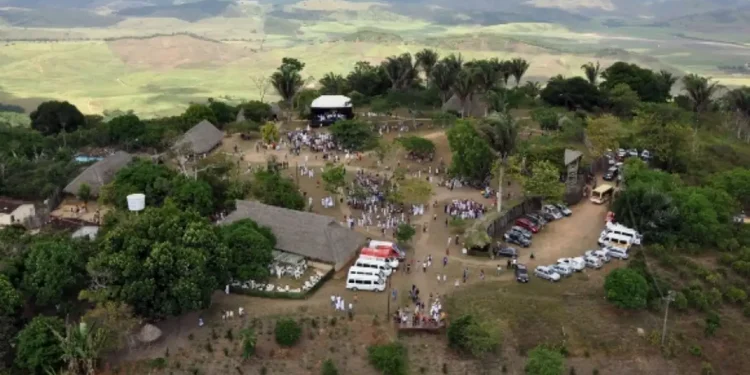 Acidente com ônibus deixa 17 mortos na Serra da Barriga