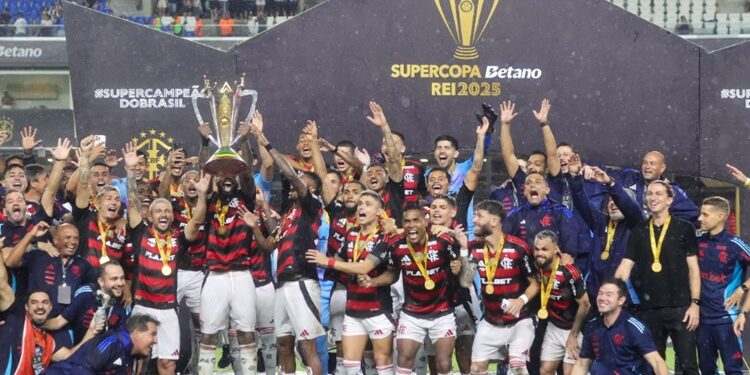 Flamengo conta com ‘estrela’ de Bruno Henrique, bate o Botafogo e conquista a Supercopa Rei