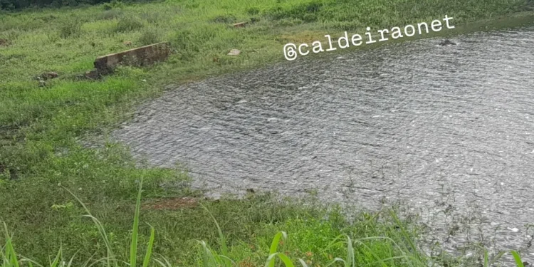 Chuva intensa eleva nível do Açude Caldeirão e aproxima sangria